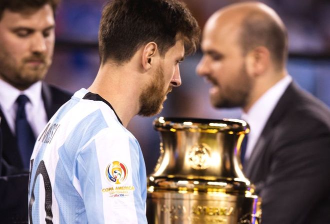 九游体育官网-太狠了！罗马遗憾出局备战国王杯浓眉哥连续七场比赛得分超过刷新纪录，内马尔连续三场比赛得分超过惊艳表现的简单介绍