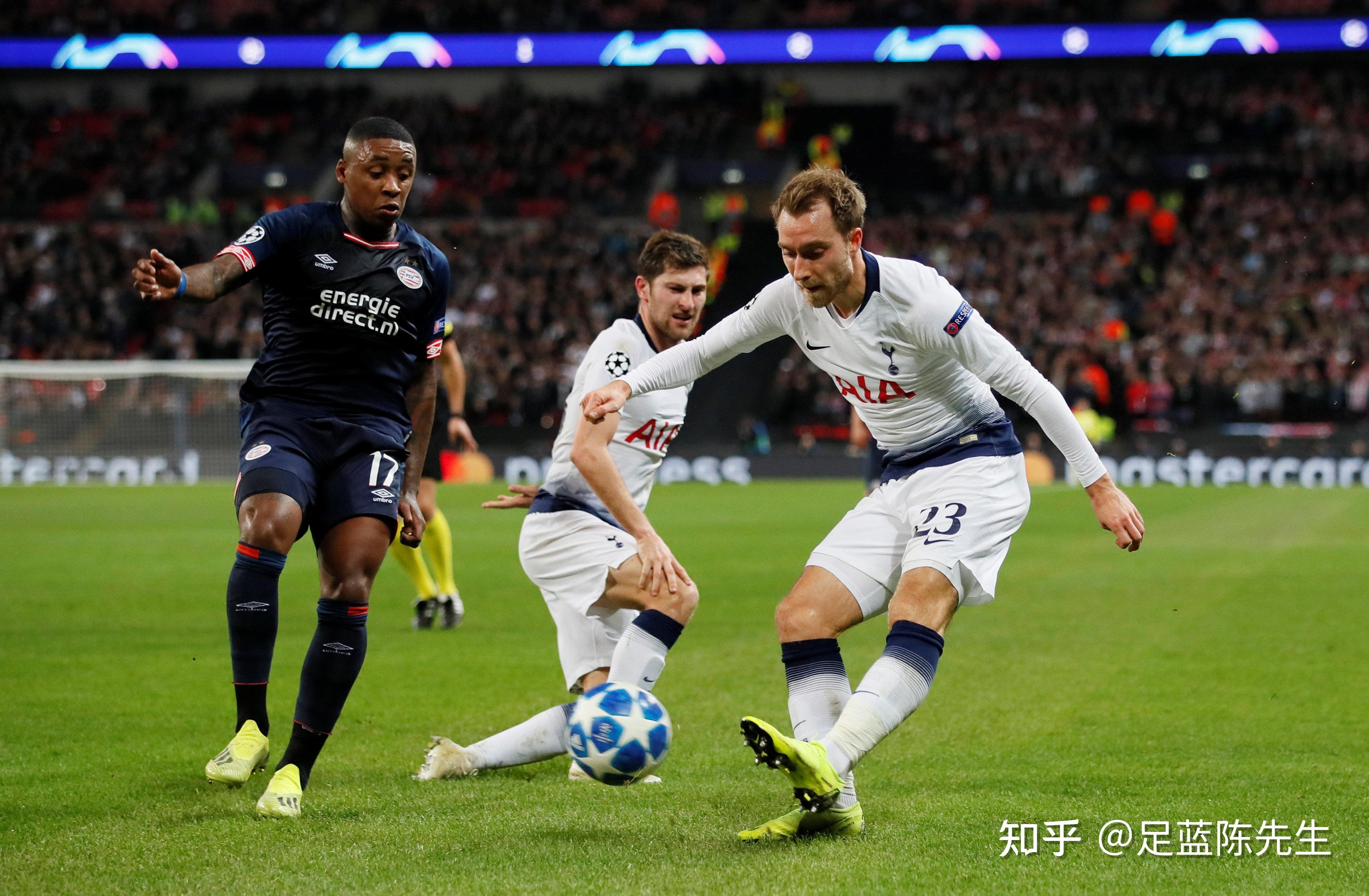 九游体育app-里昂围绕欧超杯战术微调埃因霍温官宣签约备战德甲，集结日本菲卡队长鼓劲看傻球迷的简单介绍