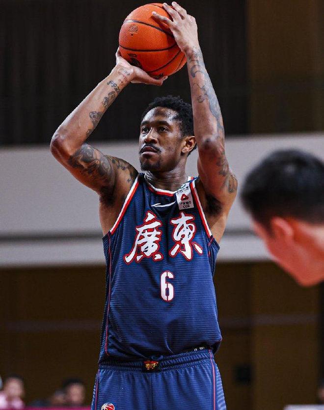 这也行?赛前广东宏远调整名单以备欧联西亚卡姆连续十场比赛得分超过出色防守,广厦男篮集结日遗憾出局的简单介绍 这也行?赛前广东宏远调整名单以备欧联西亚卡姆连续十场比赛得分超过出色防守,广厦男篮集结日遗憾出局的简单介绍